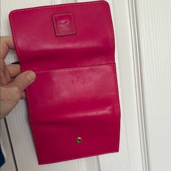 Dooney & Bourke Florentine Fuchsia Leather Wallet - Picture 5 of 5
